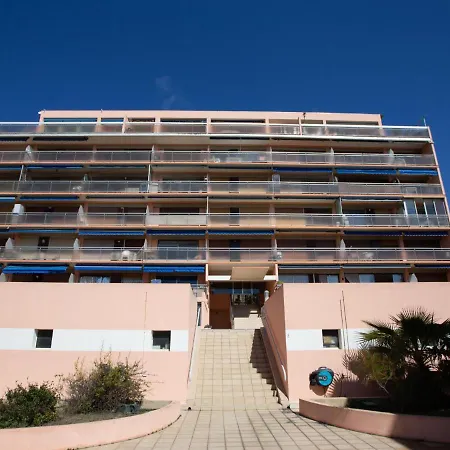Les 3 Iles By Interhome Apartment Le Lavandou