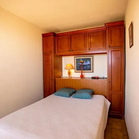 Apartamento Les 3 Iles By Interhome